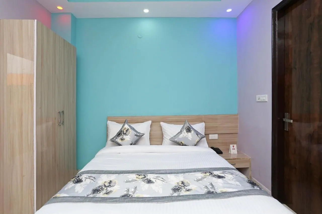 Oyo Rose Residency Near Dwarka Sector 9 Metro Station Hotel New Delhi