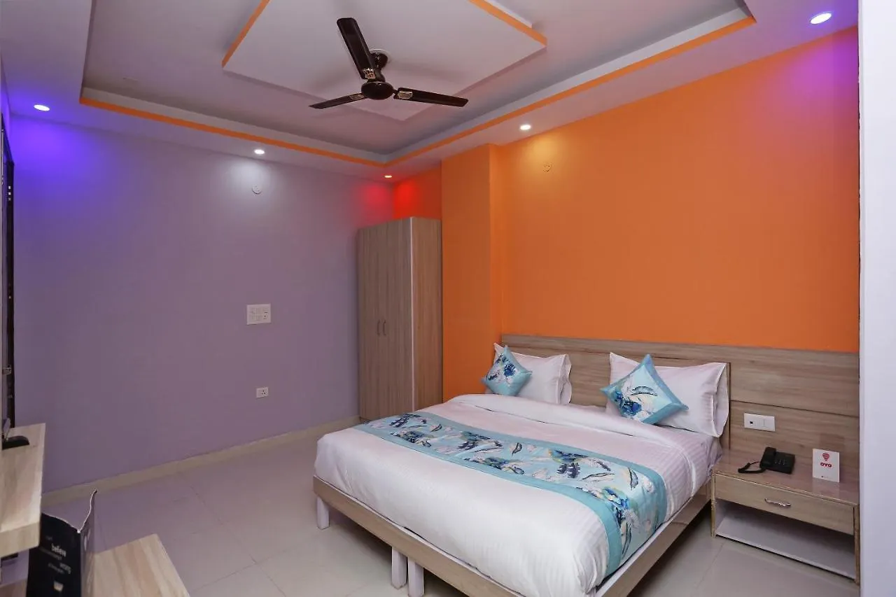 Oyo Rose Residency Near Dwarka Sector 9 Metro Station Hotel New Delhi