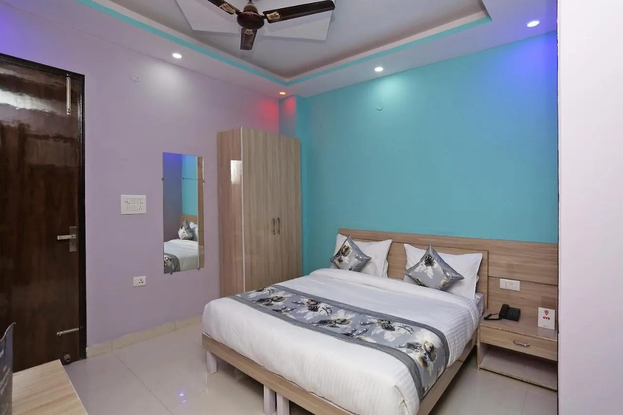 Oyo Rose Residency Near Dwarka Sector 9 Metro Station Hotel New Delhi