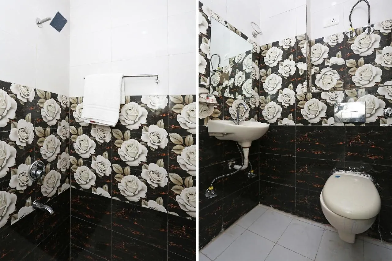 Oyo Rose Residency Near Dwarka Sector 9 Metro Station Hotel New Delhi