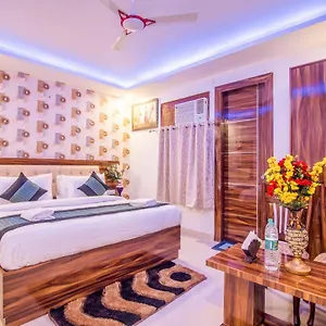 Hotel Festival Mahipalpur Delhi Airport - Near Delhi Aerocity Нью-Дели