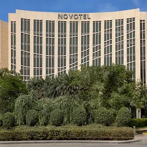 Novotel Aerocity ***** Nova Deli
