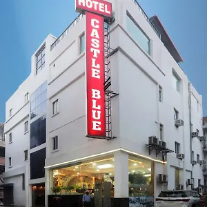 Castle Blue Near Igi Airport Hotel