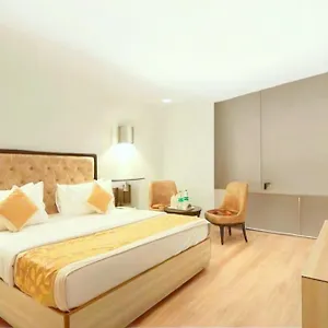 Almora - Near By Delhi International Airport - With Free Airport Pickup And Drop Hotel