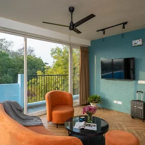 Minimalist Poshtel & *** Nova Deli